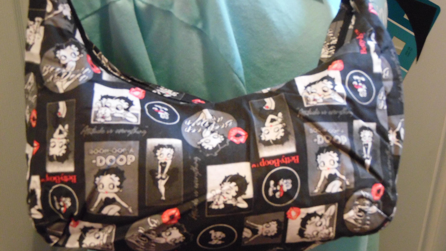Mini Purse In Multiple Designs Betty Boop/Grogru/Star Wars Ships/Metallic Aqua