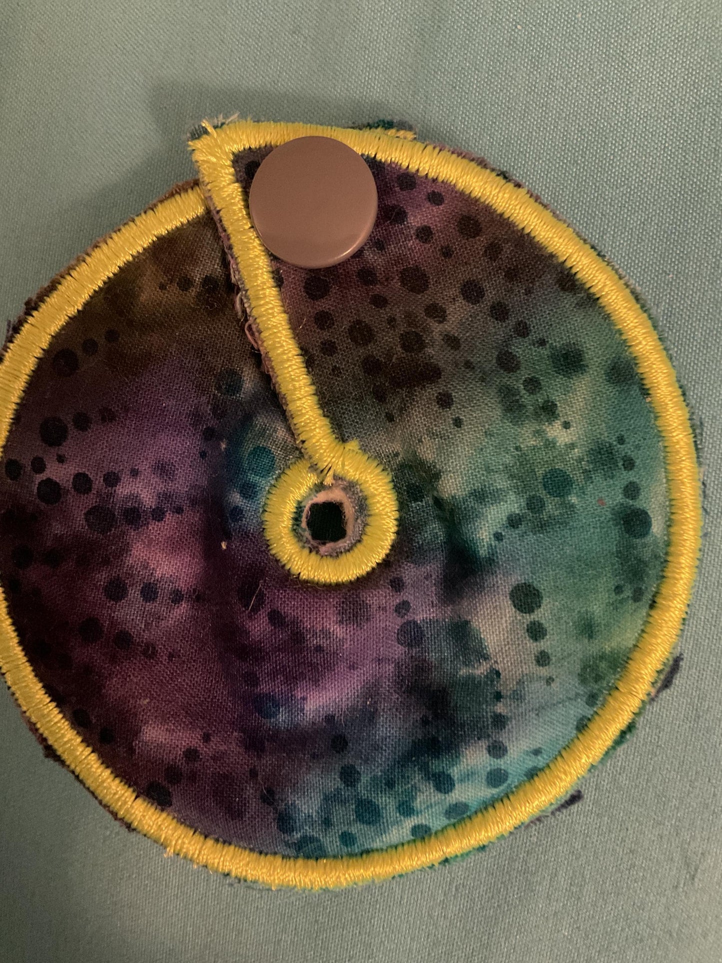 Absorbent Pads In Dark Batik