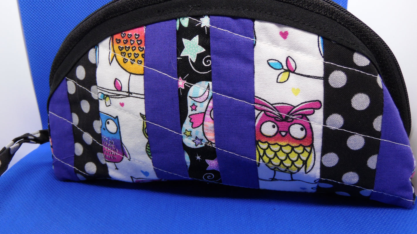 Medium Dumpling Zipper Bag