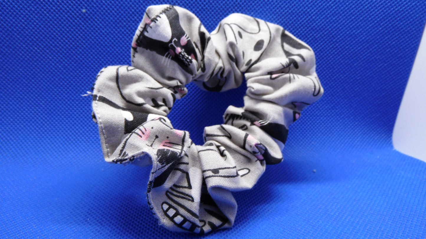 Hair Scrunchy Cat