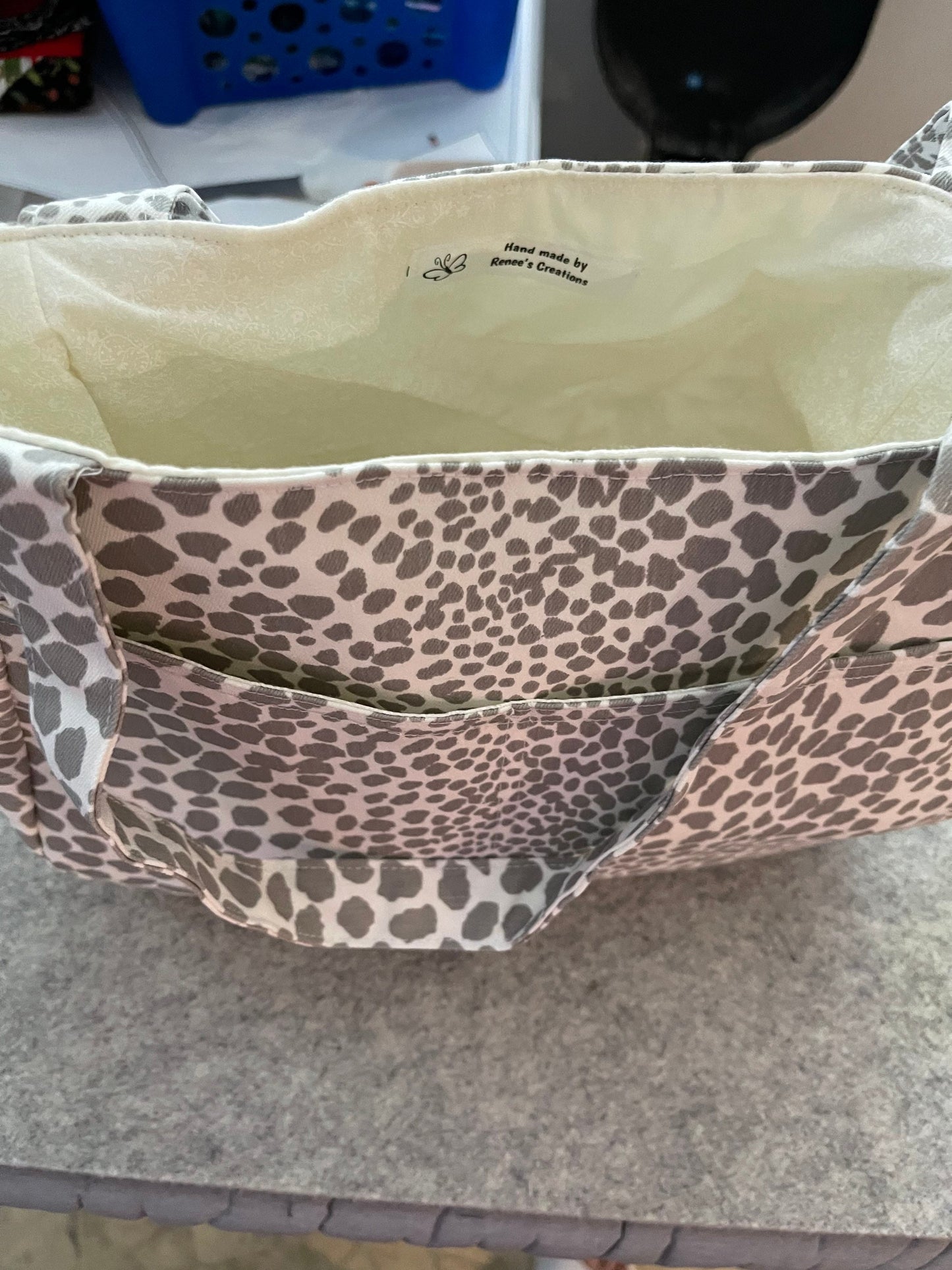 Purse in Giraffe Print
