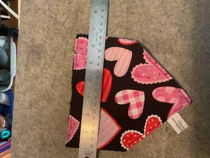 🐾 "No-Collar" Pet Scrunchy Bandanna Hearts