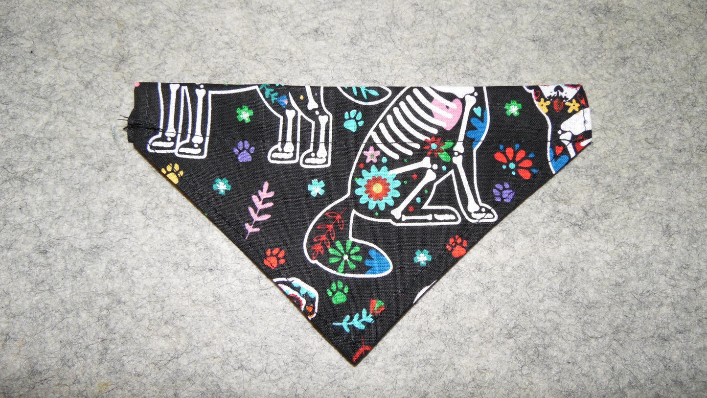 Over the Collar Pet Bandanna (Extra Small)
