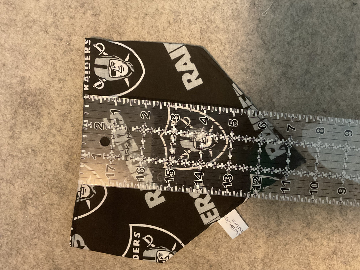 🐾 "No-Collar" Pet Scrunchy Bandanna Raiders