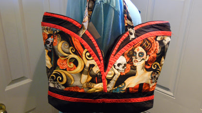 Las Elegantes Large Pocket Tote
