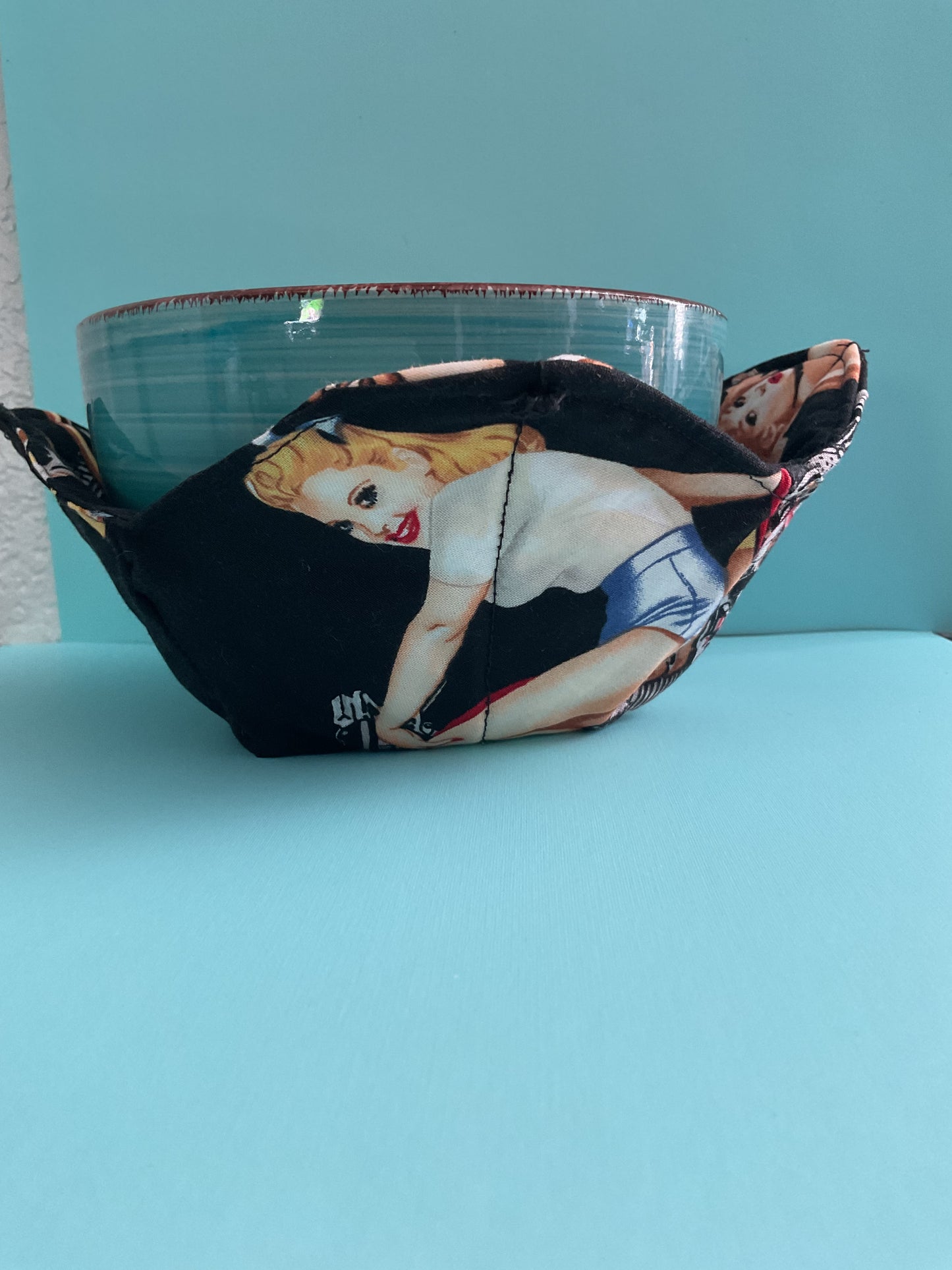 Medium Bowl holder in Pinup Girl