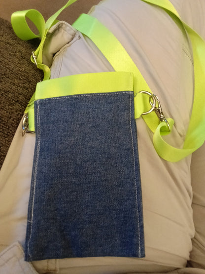Crossbody Cellphone Pocket