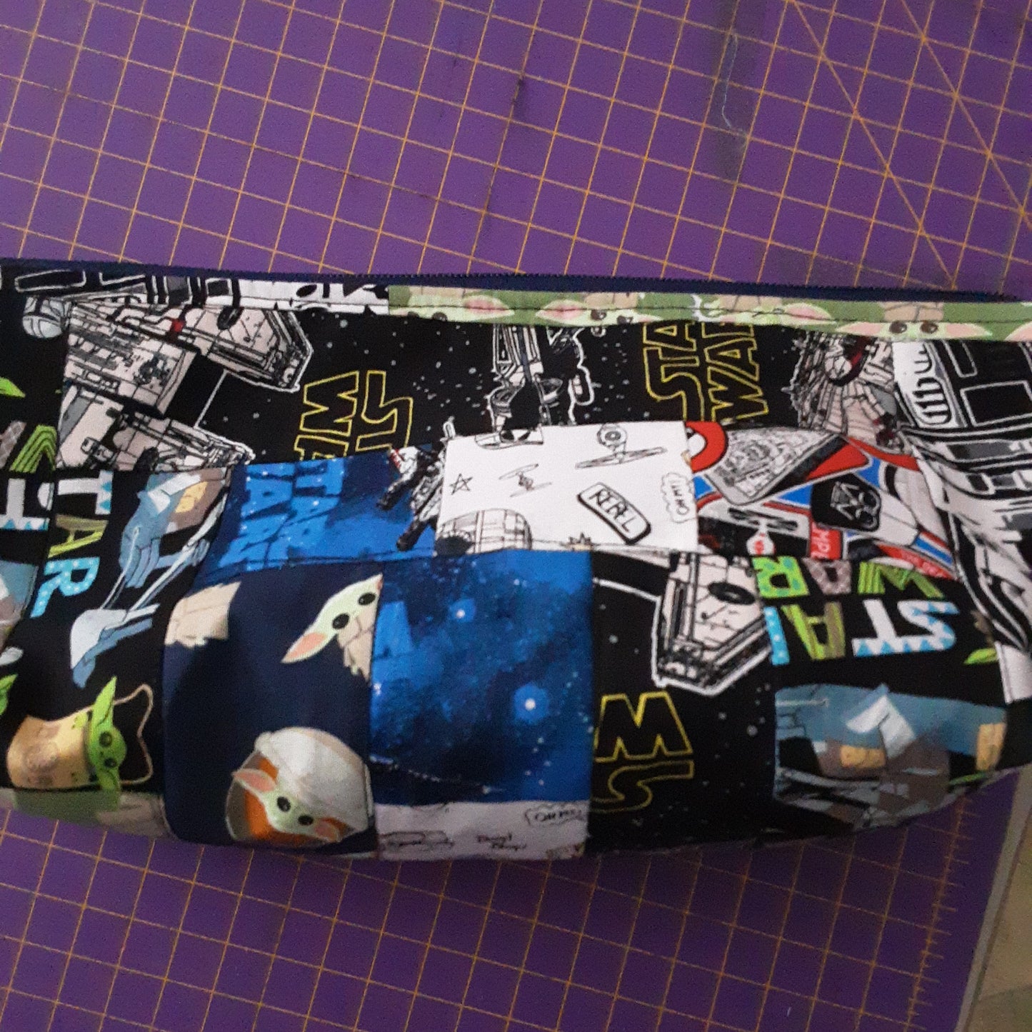 Star Wars Scrappy Zipper Bag