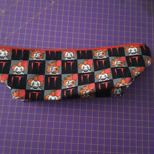 Pennywise Zipper bag